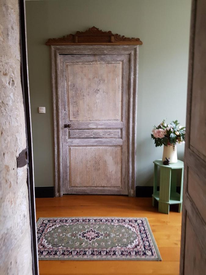 Chambres D'Hotes Du Tilleul Nanteuil-en-Vallée Kültér fotó